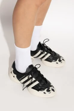 Y-3 BLACK Sport shoes ‘Regu 2002’